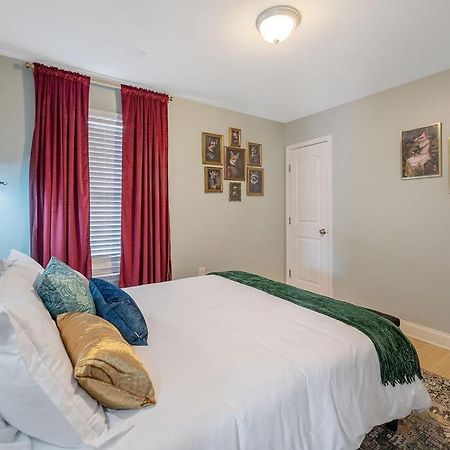 New Victorian Theme, 3Br, Lrg Backyard Close To Pnc Arena, Downtown, And Rdu Airport Raleigh Eksteriør billede