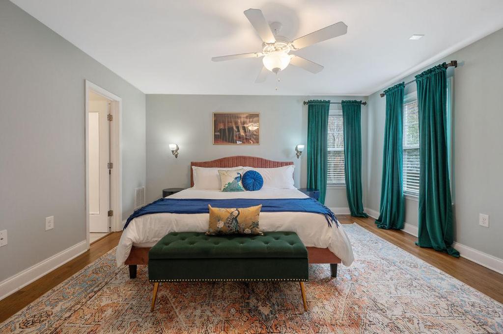 New Victorian Theme, 3Br, Lrg Backyard Close To Pnc Arena, Downtown, And Rdu Airport Raleigh Eksteriør billede