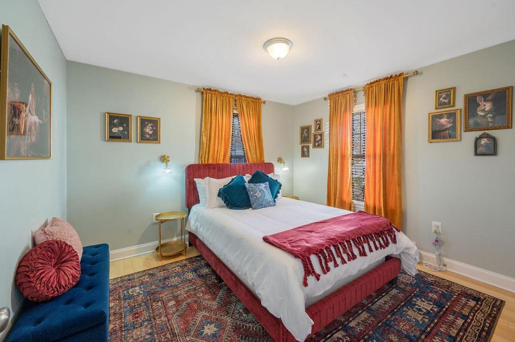 New Victorian Theme, 3Br, Lrg Backyard Close To Pnc Arena, Downtown, And Rdu Airport Raleigh Eksteriør billede