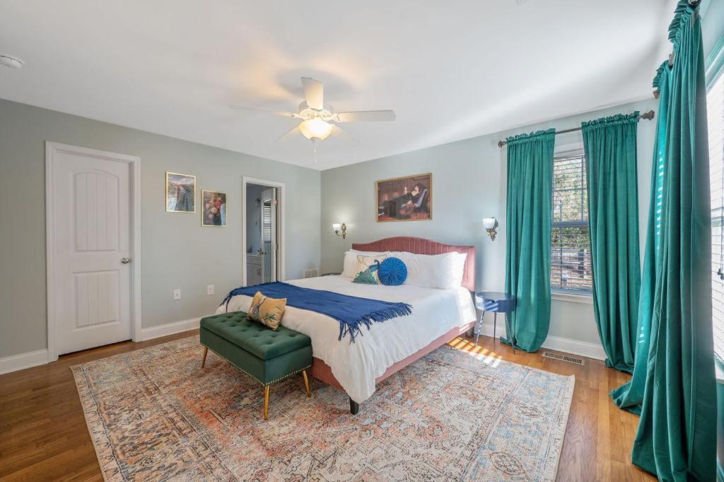 New Victorian Theme, 3Br, Lrg Backyard Close To Pnc Arena, Downtown, And Rdu Airport Raleigh Eksteriør billede