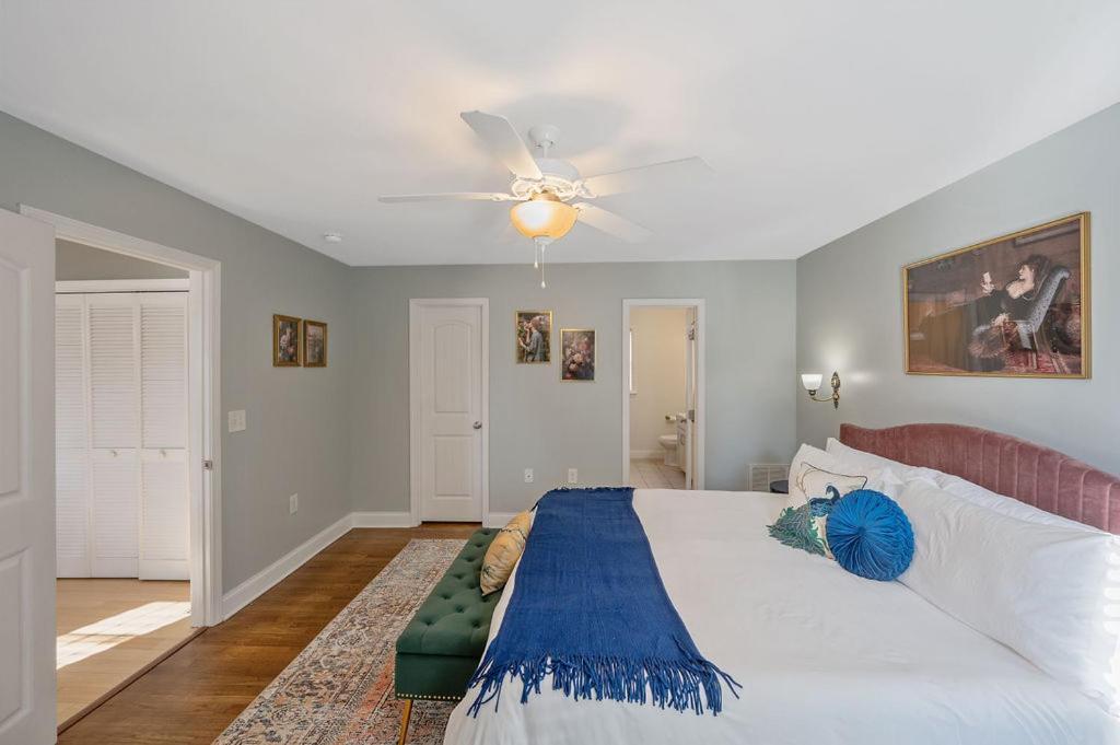 New Victorian Theme, 3Br, Lrg Backyard Close To Pnc Arena, Downtown, And Rdu Airport Raleigh Eksteriør billede
